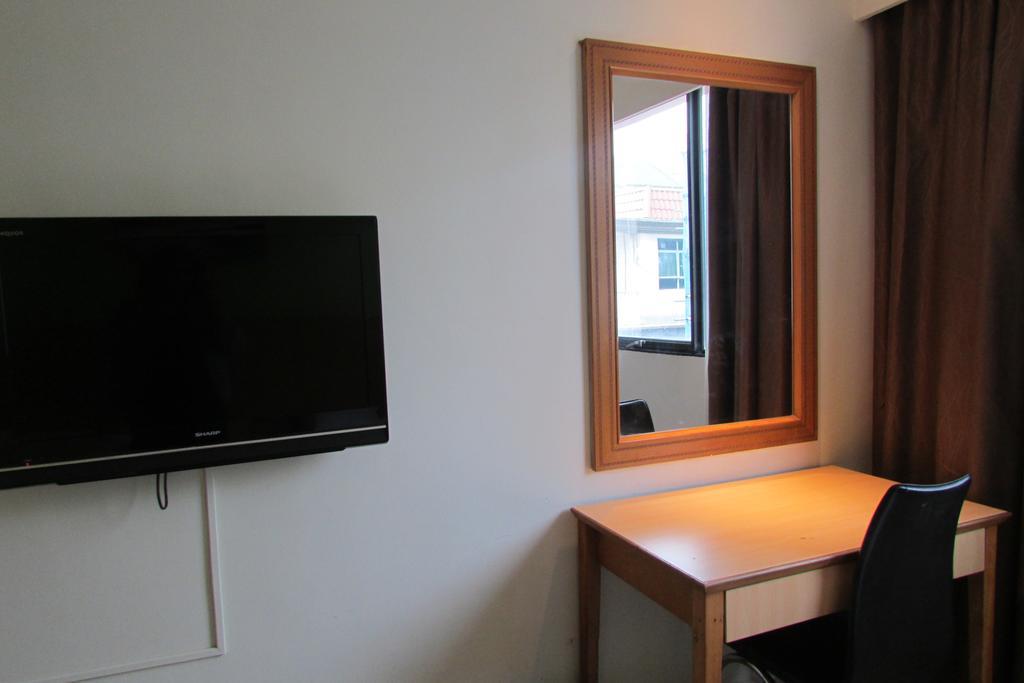 Bright Star Hotel