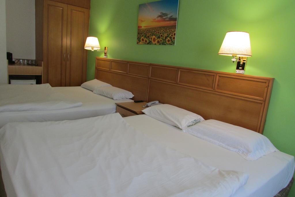 Hotel Bright Star 2*